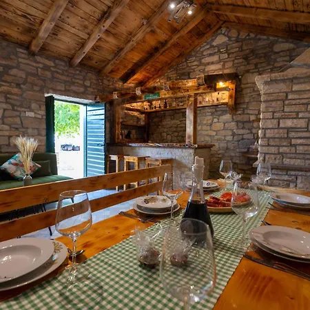 2 Bedroom Beautiful In * Benkovac