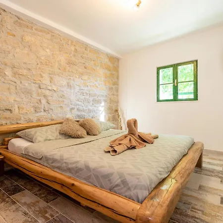 בית נופש Pet Friendly In *