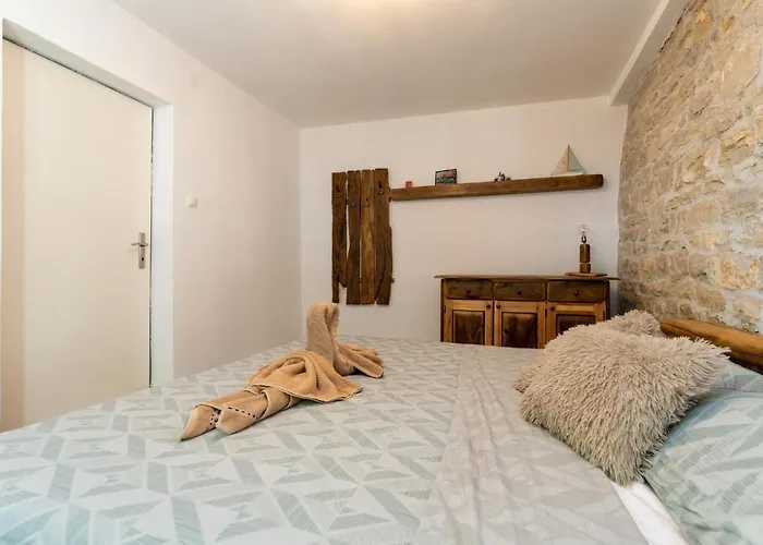 2 Bedroom Beautiful In * Benkovac